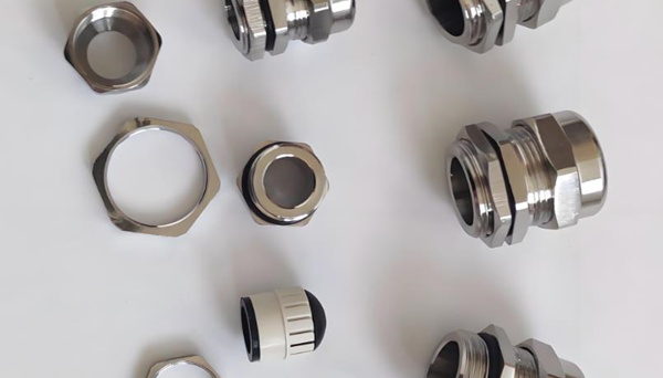 如何選擇設計出一款高性能的防水接頭？ 圖2